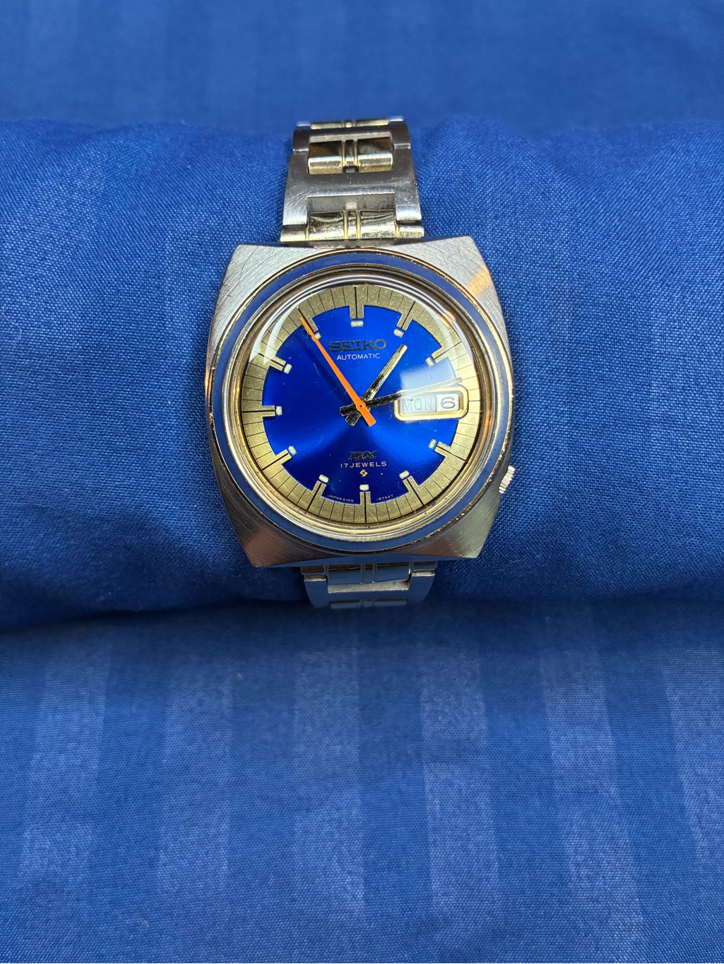 Seiko Blue Dial With Gold Accents Men's Watch